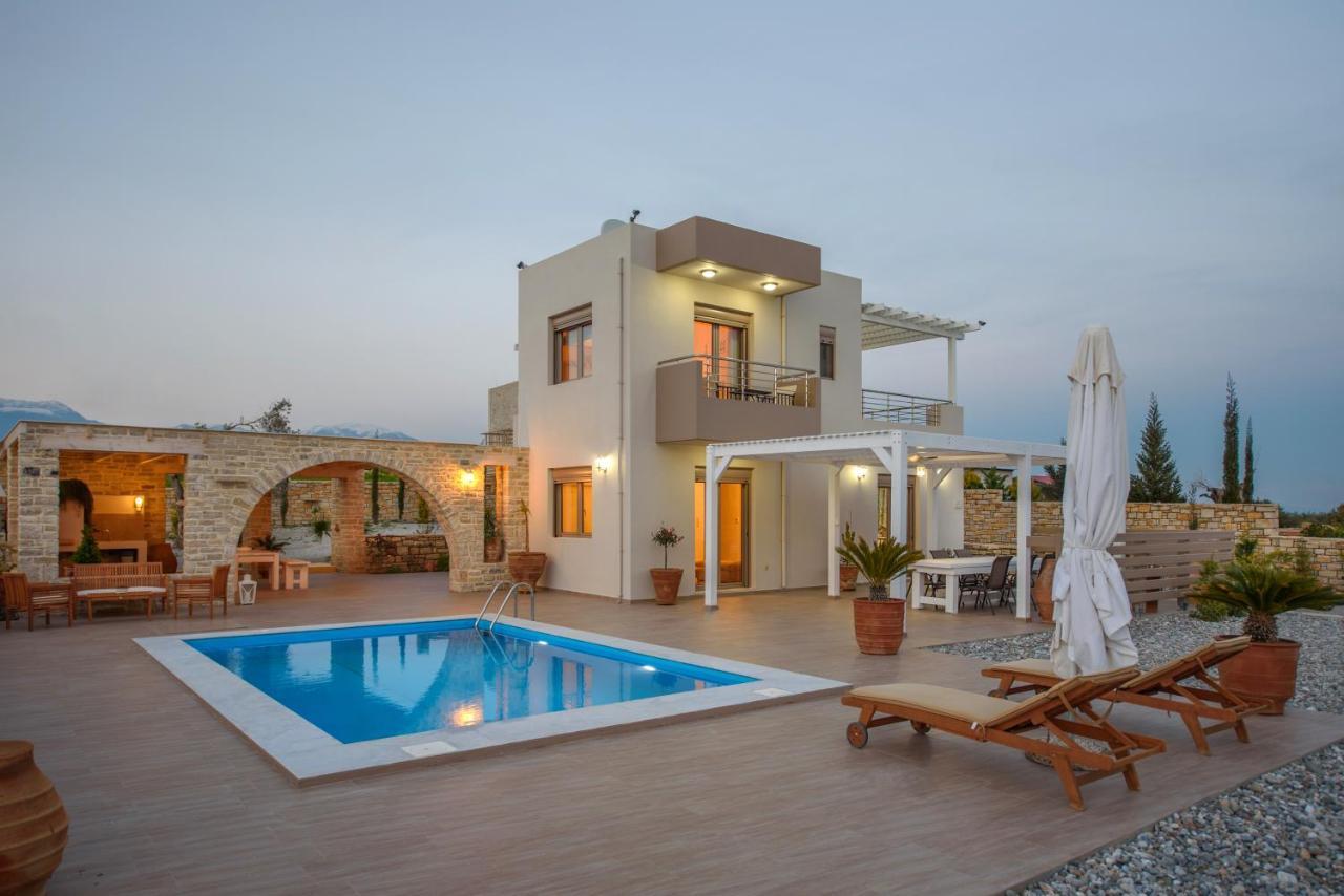 Golden Sky Villa Kamilárion Exterior foto